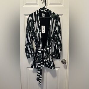 PLUSH Brand Lounge Short Robe Black/White Striped with Jungle Print. Sz XS